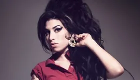 Imagem ilustrativa da imagem Amy Winehouse transformou angústia em jazz de qualidade