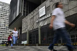Imagem ilustrativa da imagem Petrobras anuncia venda de ações