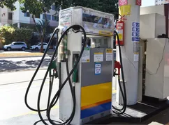 Imagem ilustrativa da imagem Petrobras anuncia redução de 5,7% por litro no preço médio do diesel A
