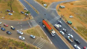 Imagem ilustrativa da imagem Acidente com caminhão deixa um morto em Goiânia