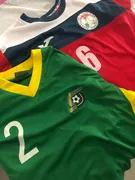Imagem ilustrativa da imagem Exposição em Goiânia destaca a Copa do Mundo Sub-17 através das camisas de futebol
