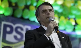 Imagem ilustrativa da imagem PSL deixou de ser transparente, diz advogada de Bolsonaro