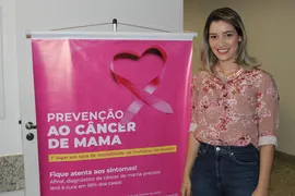 Imagem ilustrativa da imagem Palestra sobre câncer de mama no Hospital de Aparecida reforça Outubro Rosa