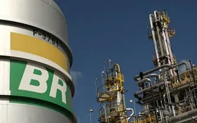 Imagem ilustrativa da imagem Petrobras anuncia um novo aumento da gasolina