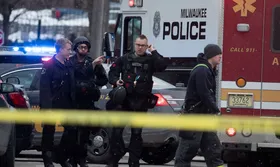 Imagem ilustrativa da imagem Trump presta condolências a vítimas de tiroteio em Milwaukee, EUA