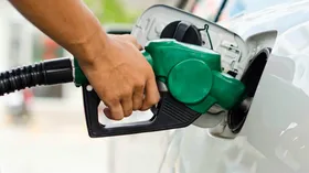 Imagem ilustrativa da imagem Preço da gasolina sobe pela 8º semana seguida