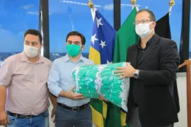 Imagem ilustrativa da imagem Presos vão confeccionar mais de 15 mil máscaras para a Polícia Técnico-Científica de Goiás
