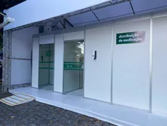 Imagem ilustrativa da imagem Unidade de saúde distribui kits de medicamentos com cloroquina, em Fortaleza