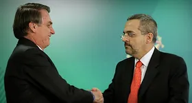 Imagem ilustrativa da imagem Bolsonaro se reúne com Weintraub hoje após STF cobrar explicações do ministro