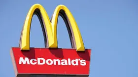 Imagem ilustrativa da imagem Sindicatos denunciam McDonald's por assédio sexual sistêmico na OCDE