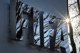 Imagem ilustrativa da imagem FIFA permite cinco substituições até o final do ano