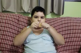Imagem ilustrativa da imagem Após apelo de mãe, empresa promete enviar biscoitos que saíram de linha para menino autista