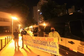 Imagem ilustrativa da imagem Motoristas do transporte escolar oferecem "Carona solidária", em Goiânia