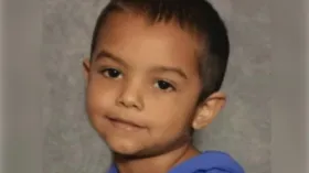 Imagem ilustrativa da imagem Menino de seis anos morre de fome após ser trancado no armário