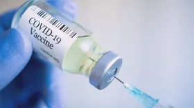 Imagem ilustrativa da imagem Vacina contra covid-19 funciona, aponta laboratório
