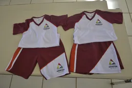 Imagem ilustrativa da imagem Prefeitura de Aparecida inicia a distribuição de uniformes