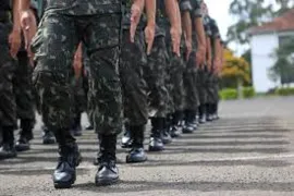 Imagem ilustrativa da imagem Beneficiário militar custa 17 vezes mais que aposentado do INSS ao Tesouro Nacional