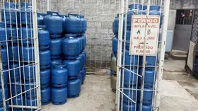 Imagem ilustrativa da imagem Após mais um reajuste anunciado pela Petrobrás, revendedores de gás de cozinha param em Goiânia
