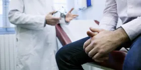 Imagem ilustrativa da imagem Homem ejacula durante exame de próstata e atira no médico