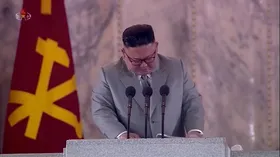 Imagem ilustrativa da imagem Kim Jong-un pede desculpas em discurso e chora ao dizer que falhou