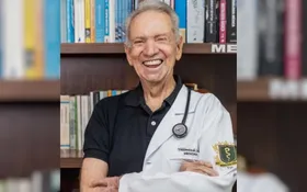 Imagem ilustrativa da imagem Idoso de 87 anos conclui metade do curso de medicina, em Goiânia