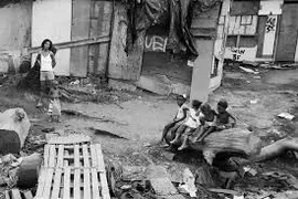 Imagem ilustrativa da imagem Pandemia ameaça manter milhões de brasileiros na pobreza até 2030