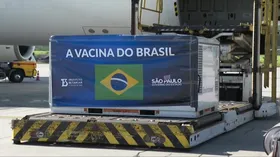 Imagem ilustrativa da imagem Lote com mais de 2 milhões de doses da Coronavac chegam a São Paulo