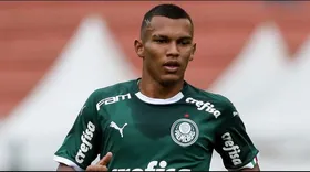 Imagem ilustrativa da imagem Em alta, jovens do Palmeiras valem mais de R$ 300 mi; multas superam R$ 1 bilhão