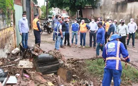 Imagem ilustrativa da imagem Rogério Cruz avalia estragos causados pela chuva em Goiânia