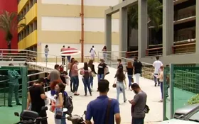 Imagem ilustrativa da imagem Estudantes fazem o 2º dia de provas do Enem em Goiás