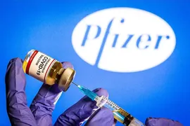 Imagem ilustrativa da imagem 240 pessoas pegam Covid-19 em Israel mesmo com a primeira dose da Pfizer