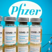 Imagem ilustrativa da imagem Vacina da Pfizer é eficaz em 94% dos casos, aponta estudo israelense