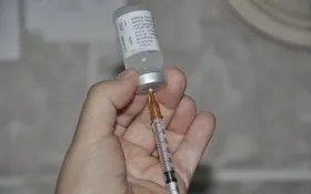 Imagem ilustrativa da imagem Bebês são vacinados contra vírus respiratório em Goiânia