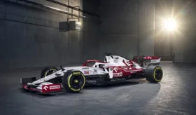 Imagem ilustrativa da imagem Ao som de Chopin, Alfa Romeo revela novo carro para temporada da F1