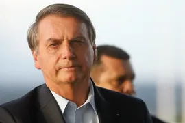 Imagem ilustrativa da imagem Após recorde de mortes por Covid-19, Bolsonaro reclama da imprensa e diz 'criaram pânico'