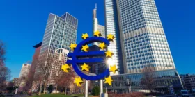 Imagem ilustrativa da imagem 'Devemos atuar como força estabilizadora', diz economista do BCE