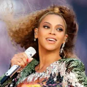 Imagem ilustrativa da imagem Entenda por que Beyoncé é considerada a rainha do pop