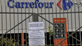 Imagem ilustrativa da imagem Funcionário morre em acidente com empilhadeira no Carrefour
