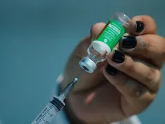 Imagem ilustrativa da imagem Fiocruz entrega 1,3 milhões de doses da vacina ao PNI