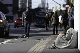 Imagem ilustrativa da imagem Madrugada fria deixa quatro moradores de rua mortos em SP