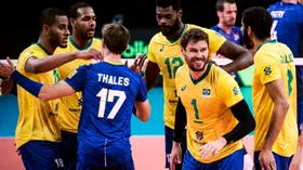 Imagem ilustrativa da imagem Jogando contra o Japão, Brasil vence e confirma vaga nas oitavas do Mundial de vôlei masculino