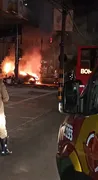 Imagem ilustrativa da imagem Colisão em bairro nobre de Goiânia provoca incêndio em posto de gasolina