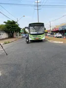 Imagem ilustrativa da imagem Motociclista morre após ser atropelado por ônibus em Goiânia