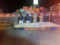 Imagem ilustrativa da imagem Caminhão que transportava 200 kg de cocaína é apreendido