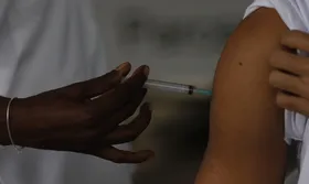 Imagem ilustrativa da imagem Brasil ultrapassa 100 milhões de pessoas com ciclo vacinal completo