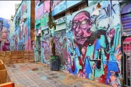 Imagem ilustrativa da imagem Grafite expressa inquietação de uma metrópole que transmuta