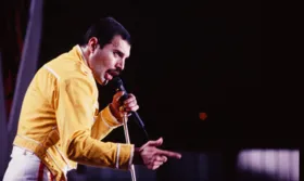Imagem ilustrativa da imagem Freddie Mercury inflamava multidão com apresentações catárticas e ensandecidas