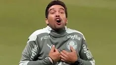 Imagem ilustrativa da imagem Abel Ferreira admite cansaço, mas pede um Palmeiras 'concentrado' no clássico