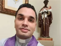 Imagem ilustrativa da imagem Vídeo mostra padre acusado de abuso sexual agredindo seminarista
