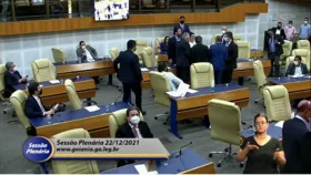 Imagem ilustrativa da imagem Vereador chama colega de canalha após Câmara aprovar aumento do número de vereadores